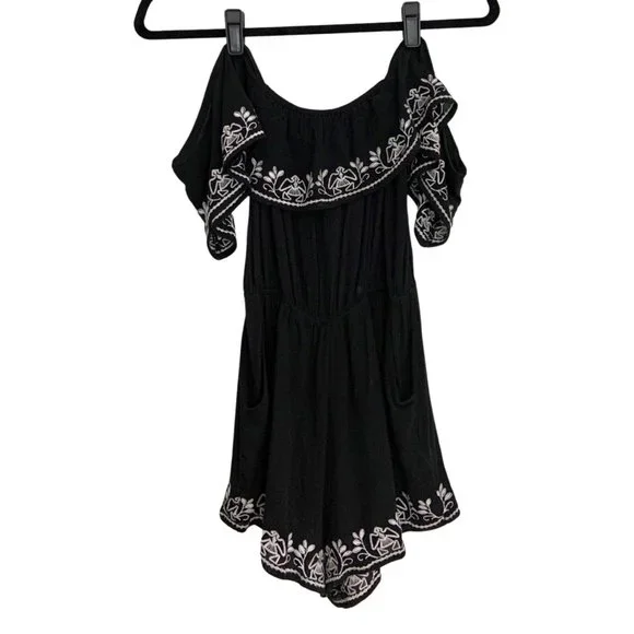 Cold Shoulder Strapless Romper - Picture 1 of 6